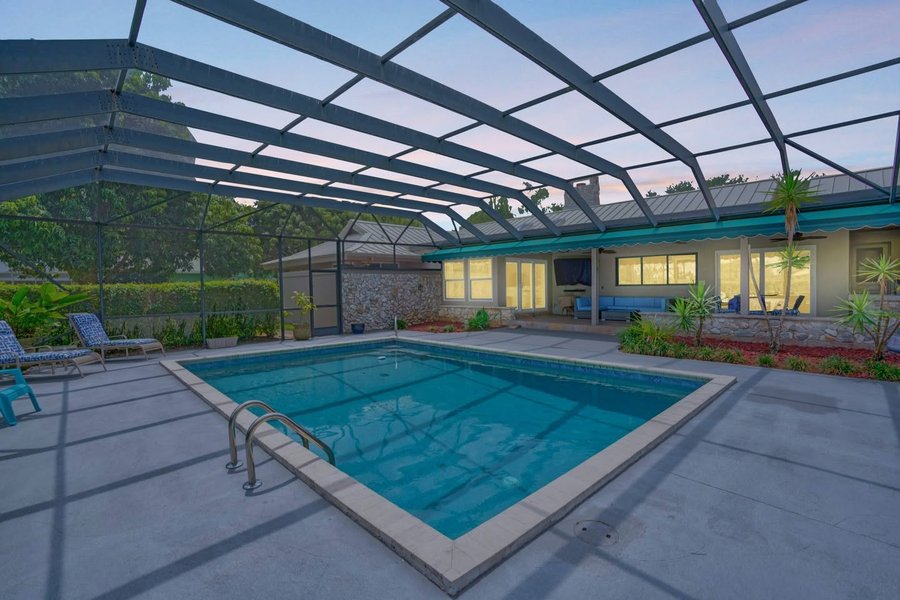 Pool home sold for cash Port Saint Lucie